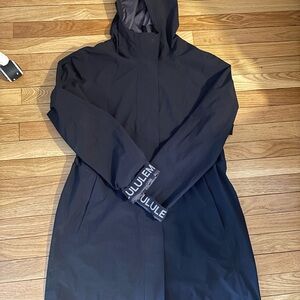 lululemon athletica Rain Rebel Jacket